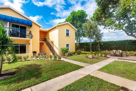 651 Waterside Dr #651, Hypoluxo, FL 33462