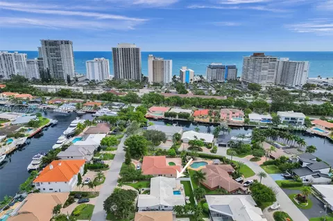 8 Fort Royal Isle, Fort Lauderdale, FL 33308