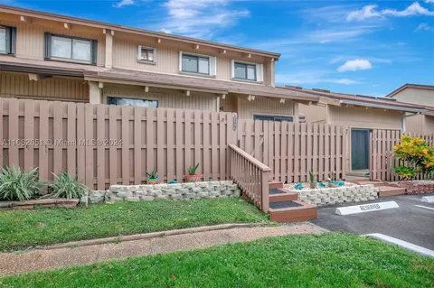 2146 SW 82nd Ave, Davie, FL 33324