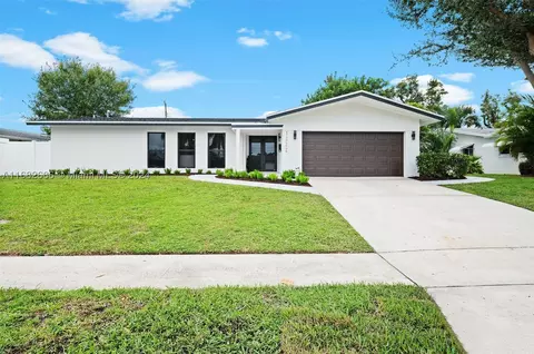 1322 SW 9th St, Boca Raton, FL 33486