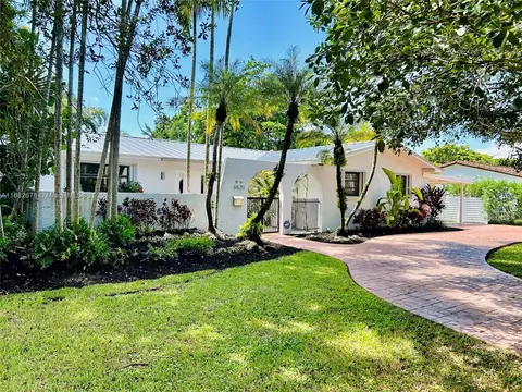 6520 SW 48th St, Miami, FL 33155