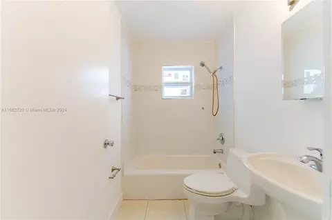 183 E 18th St, Hialeah, FL 33010 photo 14