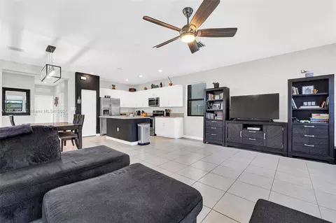 11066 W 35th Way, Hialeah, FL 33018 photo 27