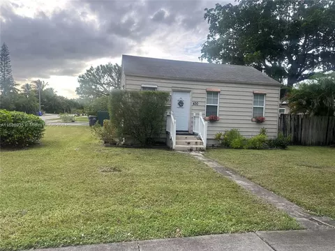 430 S 26th Ave, Hollywood, FL 33020