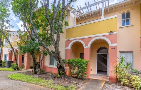 606 W Santa Catalina Cir #606, North Lauderdale, FL 33068