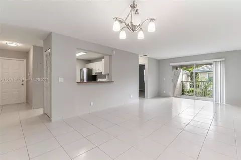 12095 Royal Palm Blvd #8H, Coral Springs, FL 33065