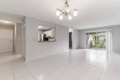 12095 Royal Palm Blvd #8H, Coral Springs, FL 33065