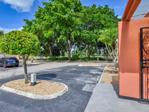 Exterior - 15545 N Cairnryan Ct, Miami Lakes, FL 33014 photo 5 of 15