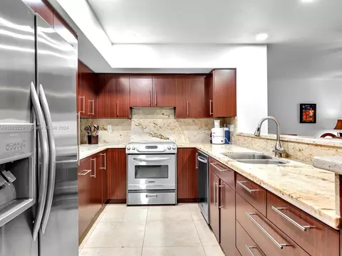 Kitchen - 15545 N Cairnryan Ct, Miami Lakes, FL 33014 photo 3 of 3