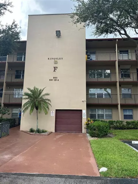 800 SW 131st Ave #209F, Pembroke Pines, FL 33027