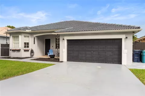 14675 SW 159th Pl, Miami, FL 33196