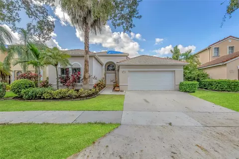 509 Carrington Dr, Weston, FL 33326