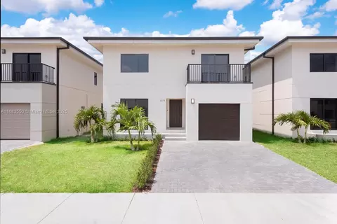1373 NW 1 St, Florida City, FL 33034