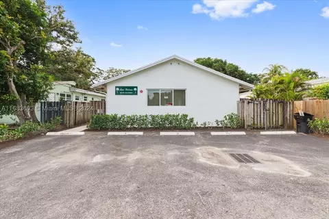 880 SE 12th St, Fort Lauderdale, FL 33316