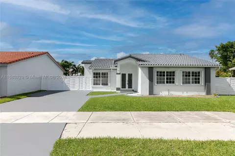 1938 SW 137th Ct, Miami, FL 33175
