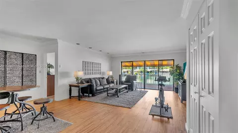 16410 Bridge End Rd, Miami Lakes, FL 33014 photo 5