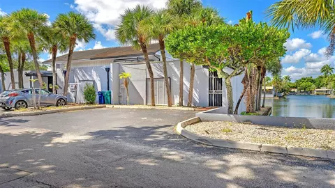 16410 Bridge End Rd, Miami Lakes, FL 33014 photo 28