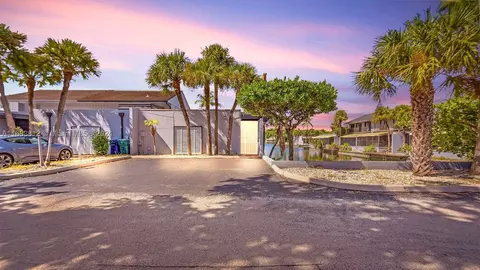 16410 Bridge End Rd, Miami Lakes, FL 33014 photo 1
