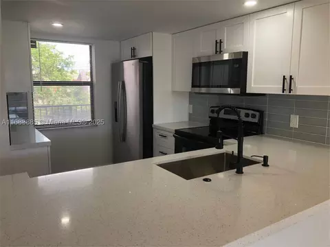 2748 NW 104th Ave #310, Sunrise, FL 33322