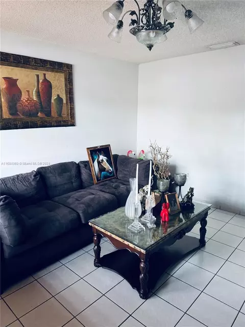 6579 W 22nd Ln, Hialeah, FL 33016 photo 3