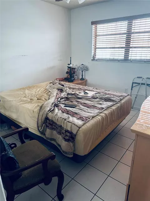 6579 W 22nd Ln, Hialeah, FL 33016 photo 5