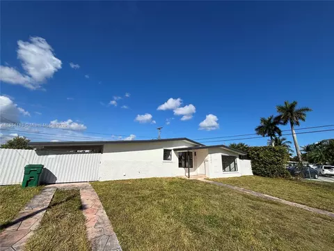 Undisclosed, Miami, FL 33177 photo 10