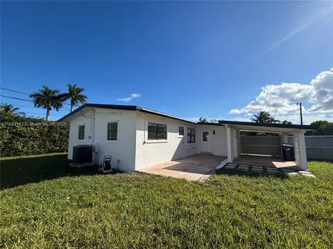 Undisclosed, Miami, FL 33177 photo 7