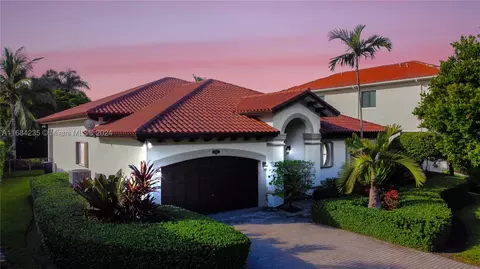 8004 SW 195th Ter, Cutler Bay, FL 33157