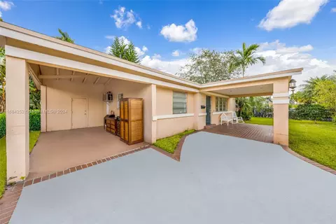 1445 W 5th Ln, Hialeah, FL 33010 photo 32