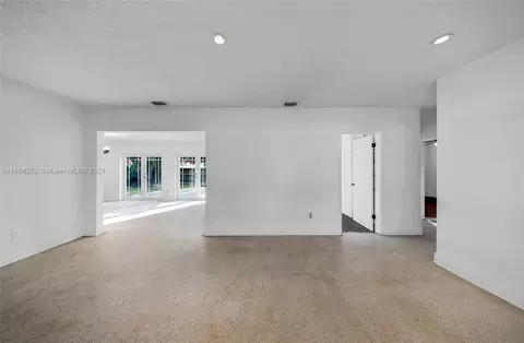 1445 W 5th Ln, Hialeah, FL 33010 photo 8