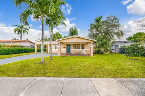 1445 W 5th Ln, Hialeah, FL 33010 photo 30