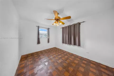 1445 W 5th Ln, Hialeah, FL 33010 photo 18