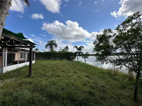 Undisclosed, Hialeah, FL 33015 photo 4