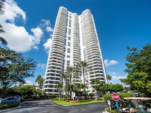 3500 Mystic Pointe Dr #2306, Aventura, FL 33180