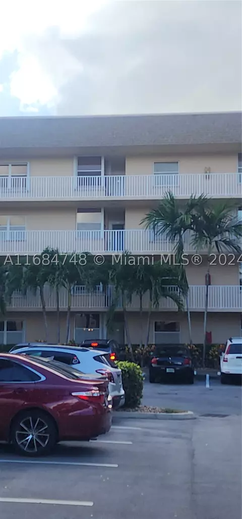 10422 NW 24th Pl #403, Sunrise, FL 33322