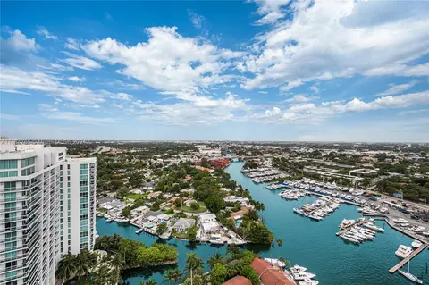 1861 NW S River Dr #PH4, Miami, FL 33125