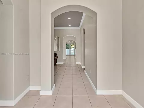 Entry Way - 17951 NW 87th Ct, Hialeah, FL 33018 photo 1 of 4