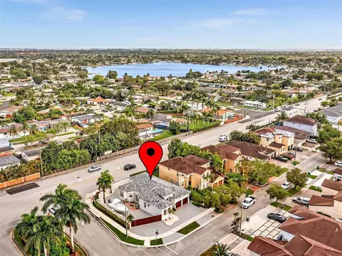 View/Area - 17951 NW 87th Ct, Hialeah, FL 33018 photo 10 of 12