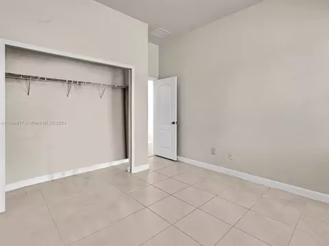 Bedroom - 17951 NW 87th Ct, Hialeah, FL 33018 photo 2 of 8