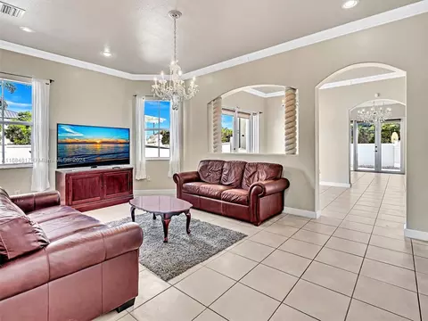 Living - 17951 NW 87th Ct, Hialeah, FL 33018 photo 1 of 4