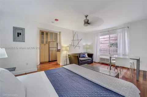420 15th St #109, Miami Beach, FL 33139