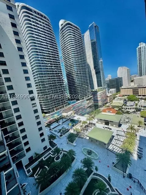 999 SW 1st Ave #2101, Miami, FL 33130