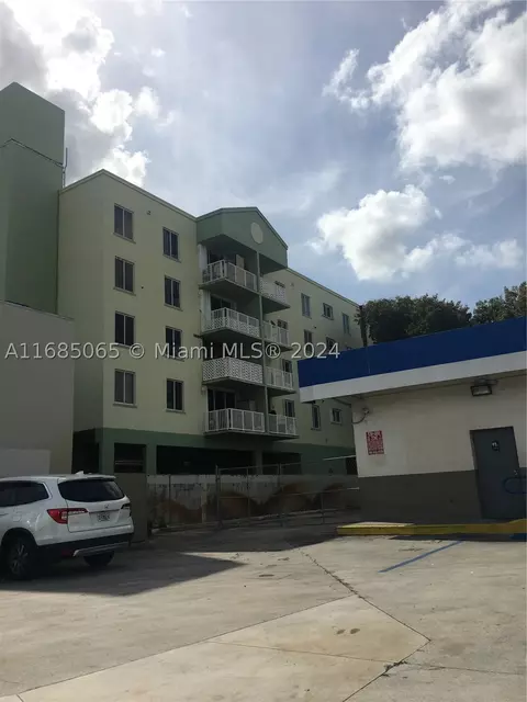616 NW 26th Ave #410, Miami, FL 33125