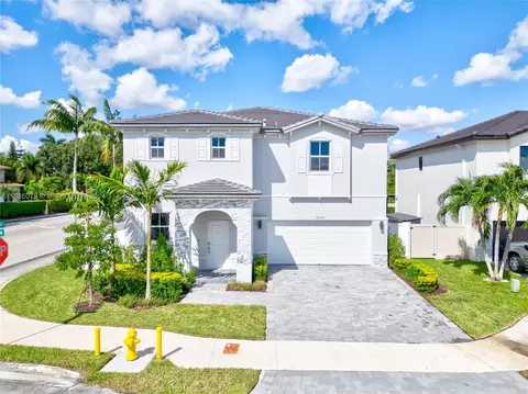 16185 SW 65 Ln, Miami, FL 33193