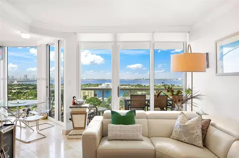 4775 Collins Ave #2506, Miami Beach, FL 33140