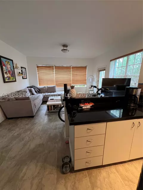 1523 West Ave #103, Miami Beach, FL 33139