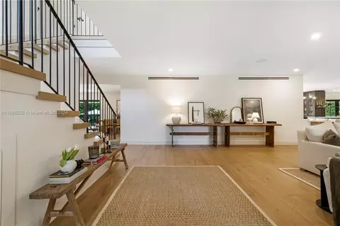 Entry Way - 7185 E Lago Dr, Coral Gables, FL 33143 photo 1 of 1