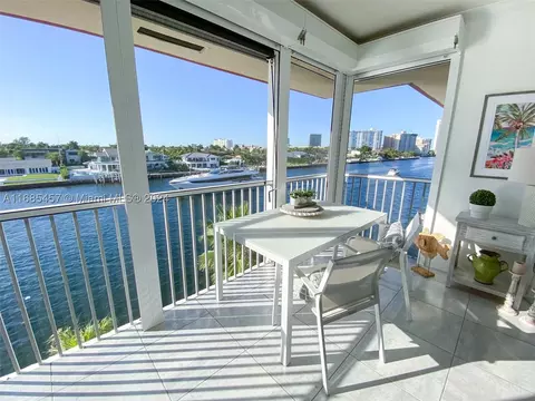 2081 S Ocean Dr #401, Hallandale Beach, FL 33009