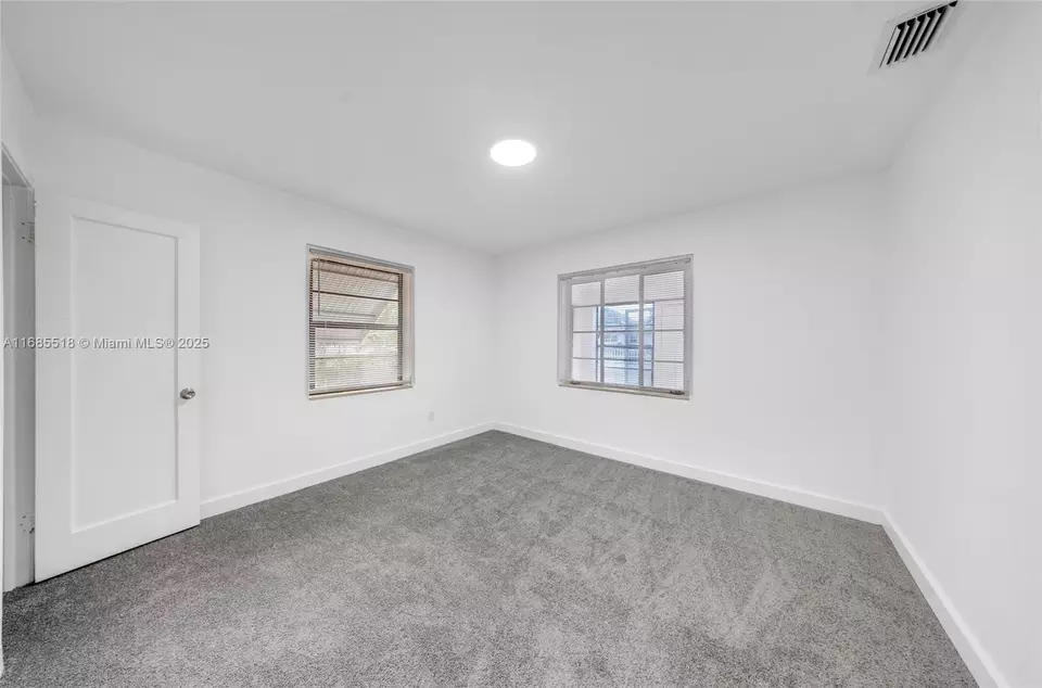 Bedroom - 51 NW 118th St, Miami, FL 33168 photo 1 of 5