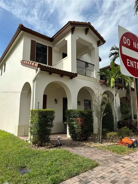 8338 NW 39th Ct, Pembroke Pines, FL 33024